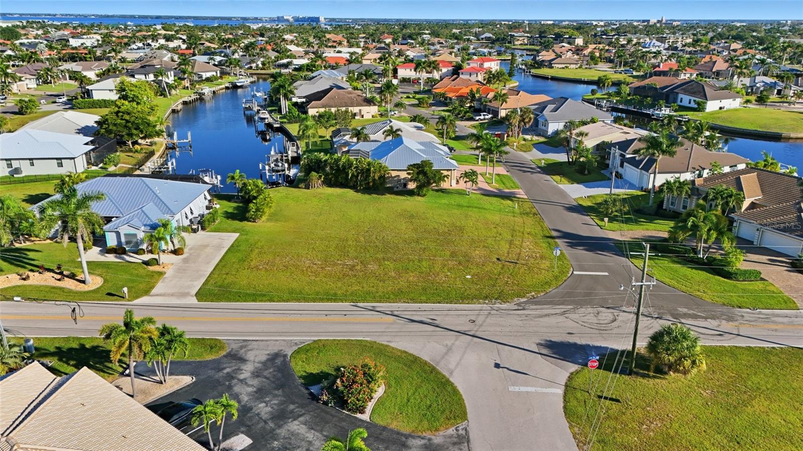 600 Via Tripoli, FL