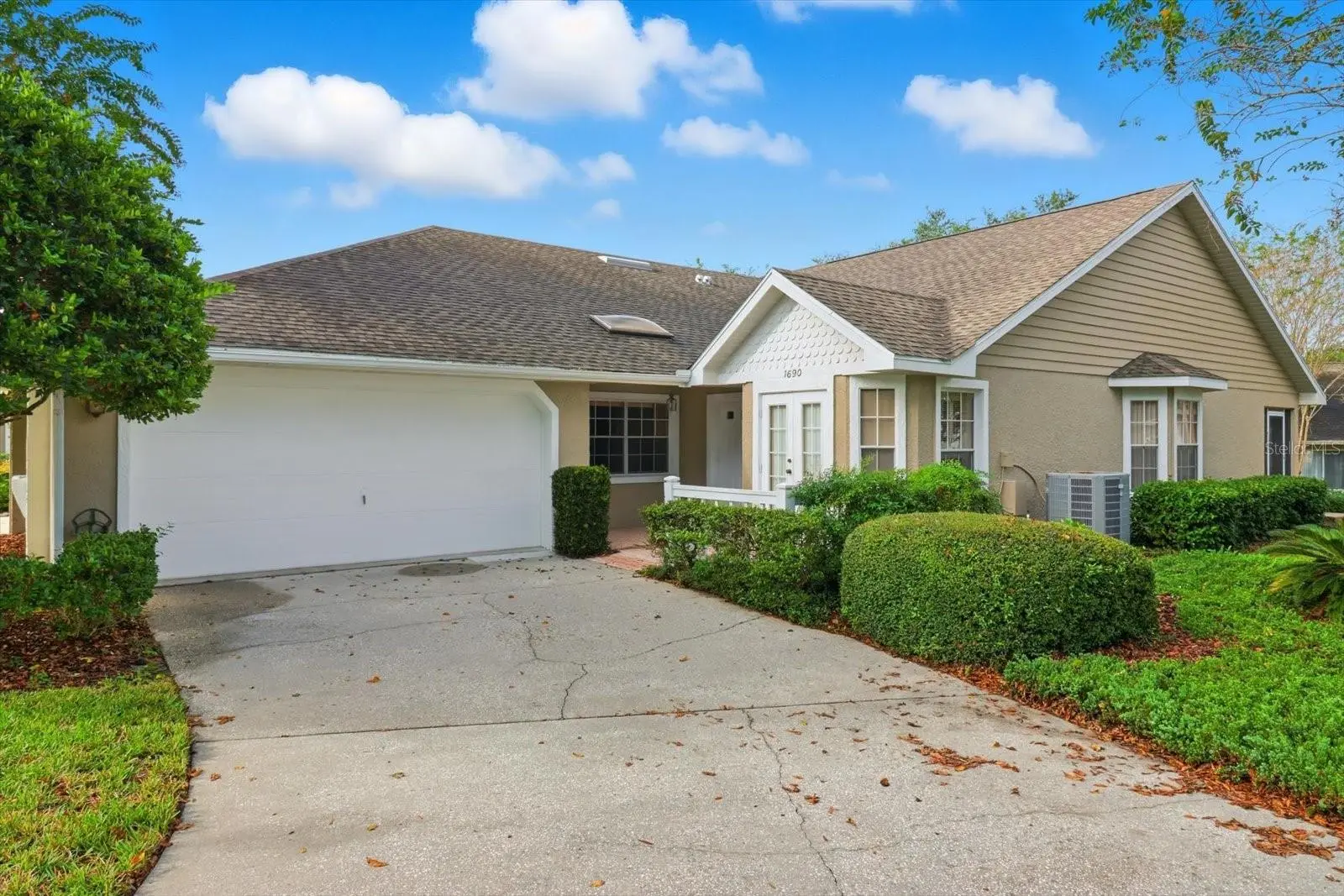 1690 Foxboro Loop, FL