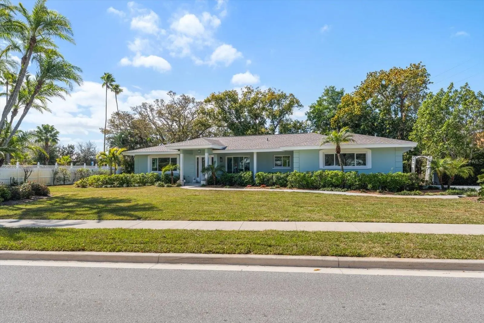 503 Poinsettia Road, FL