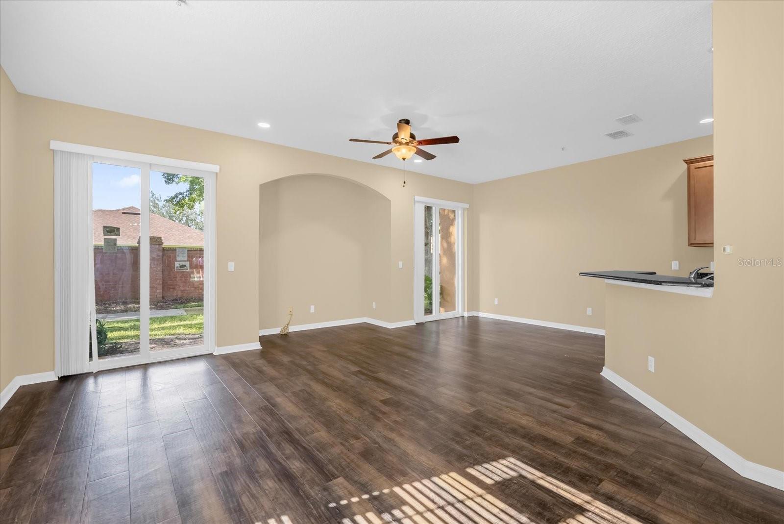 910 Ashworth Overlook Drive, FL