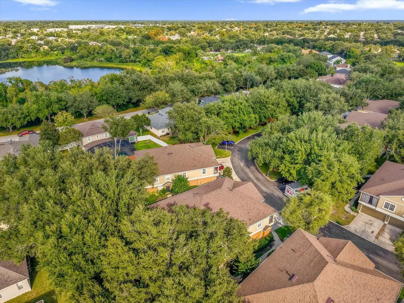 910 Ashworth Overlook Drive, FL
