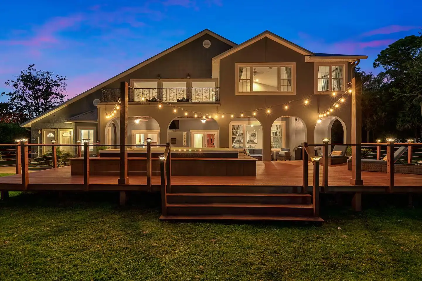 151 Lakeside Drive, FL