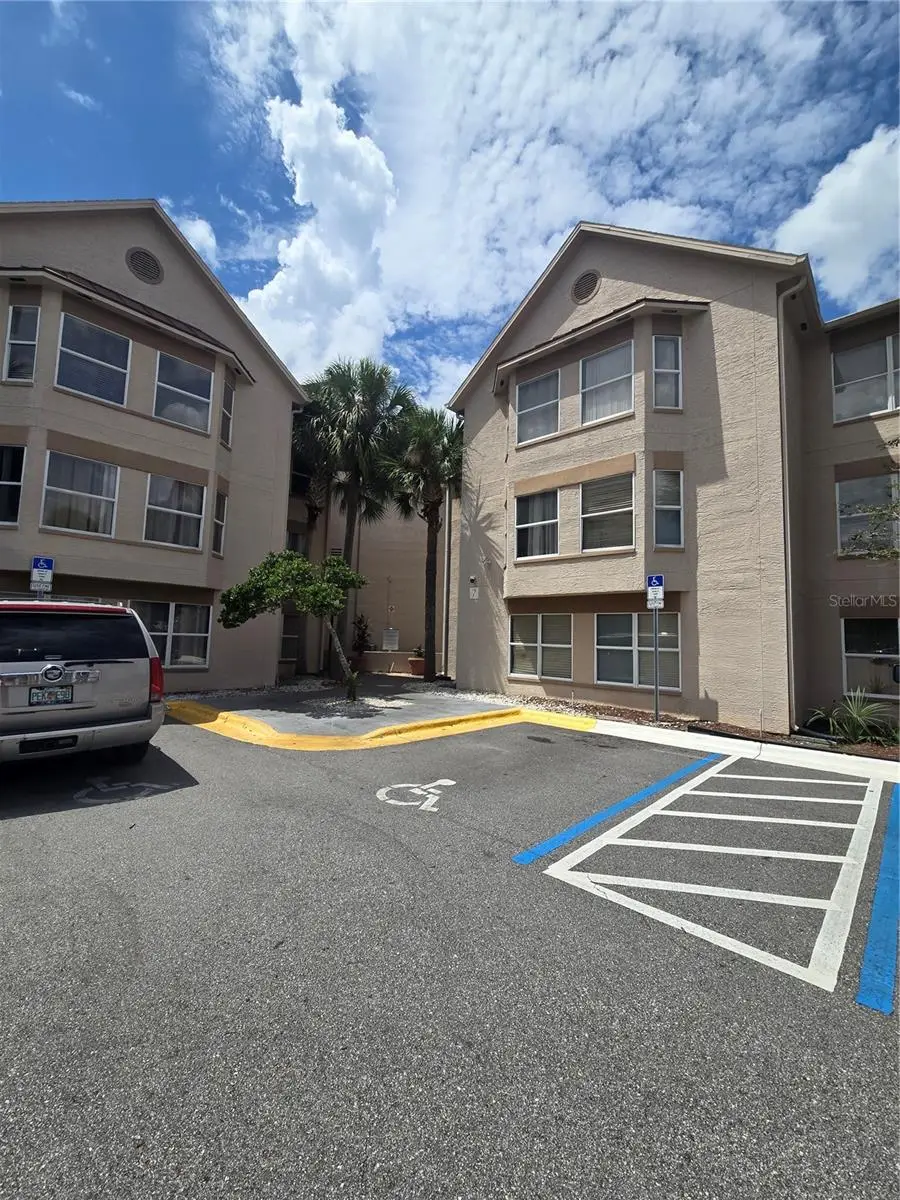 3100 Parkway Boulevard, FL