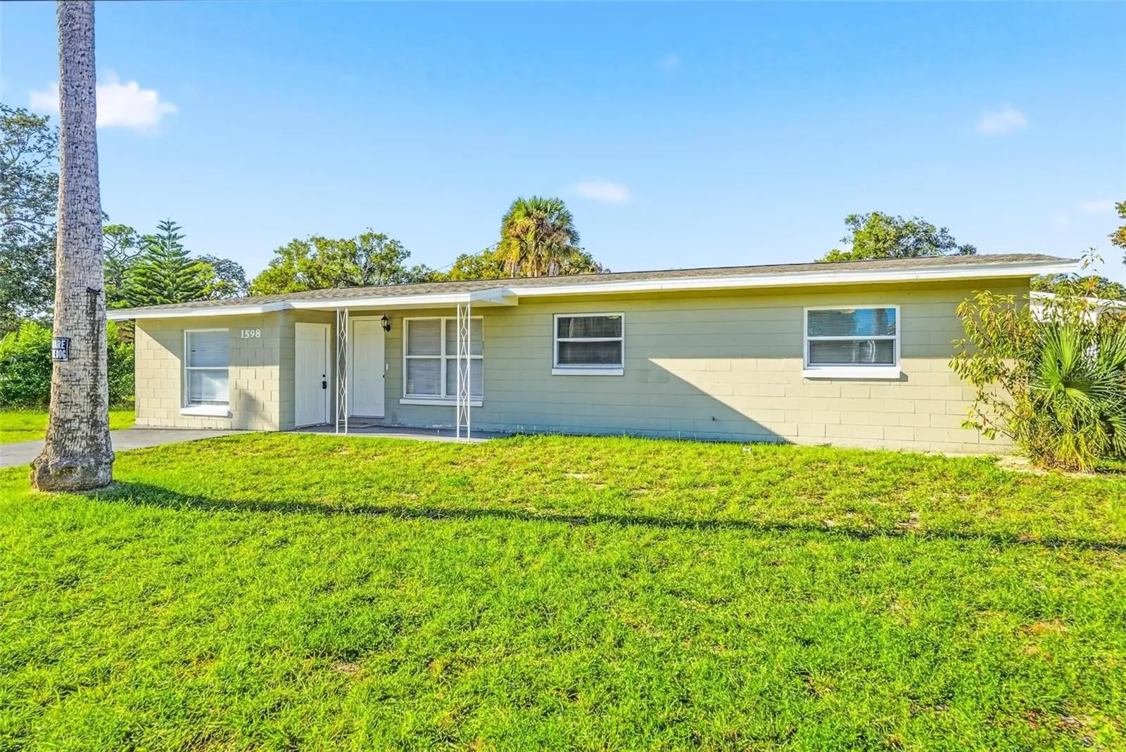1598 3rd Street, FL