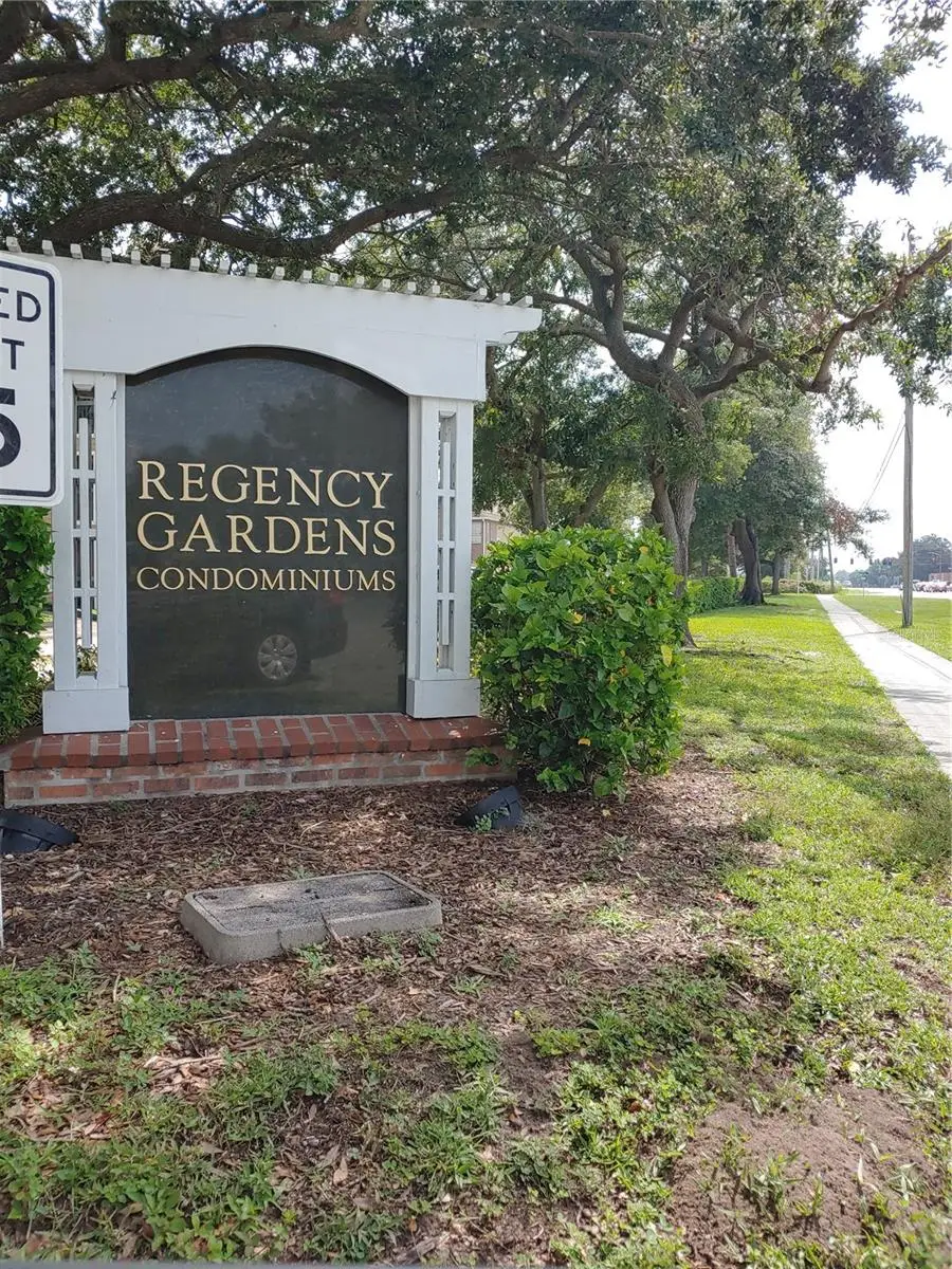 5635 Devonbriar Way, FL