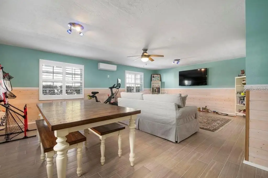 1811 Highland Road, FL
