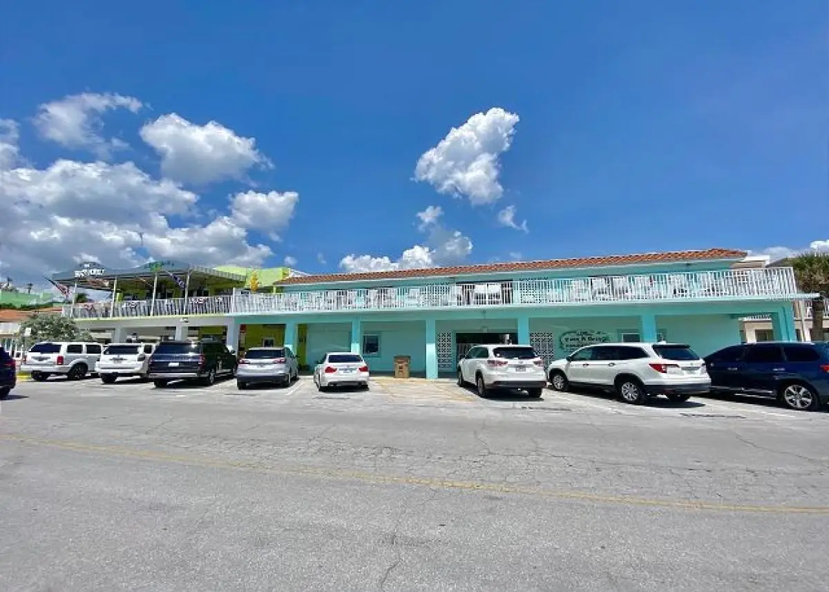 709 Gulf Way, FL