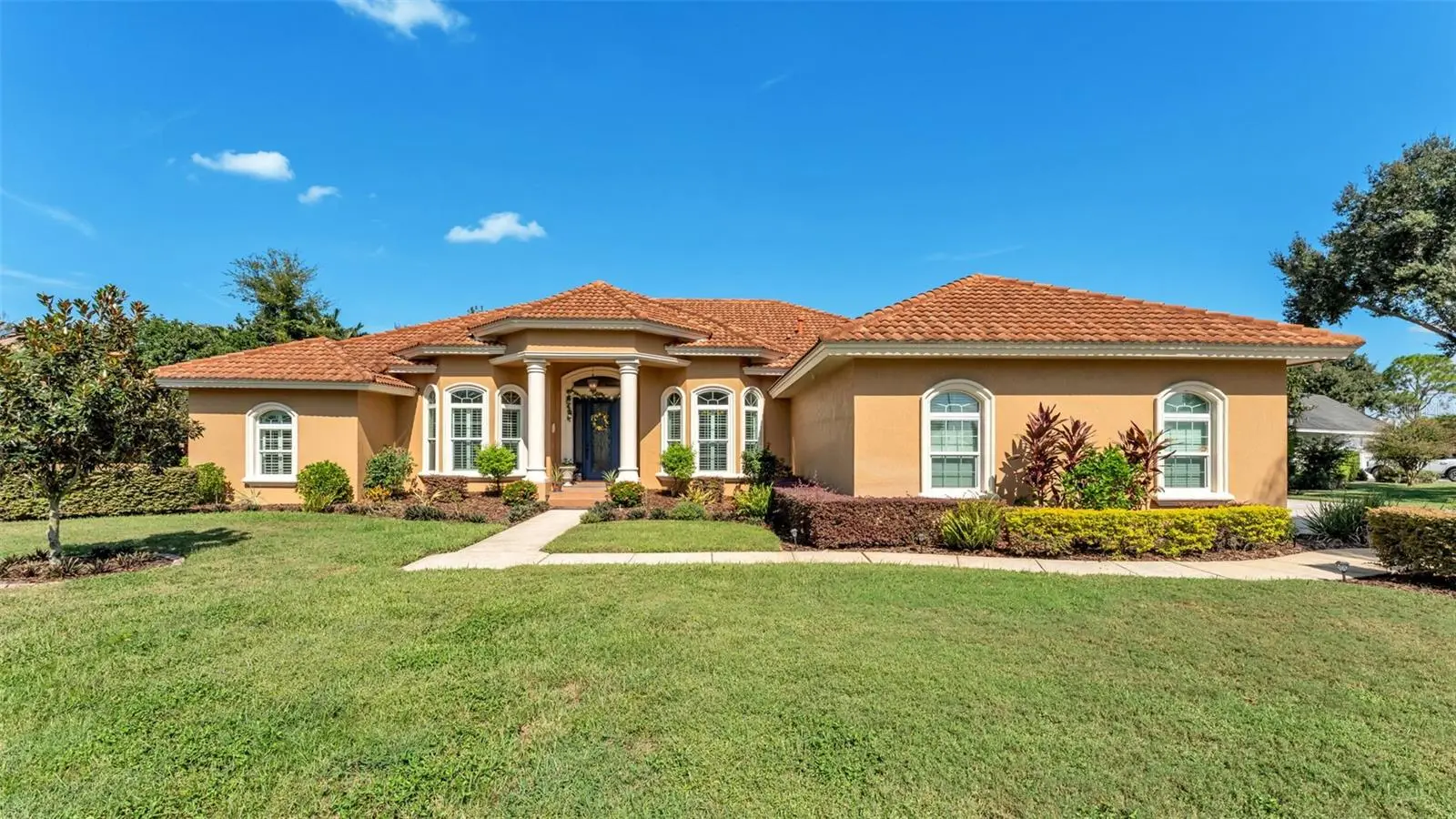 237 Mclean Point, FL