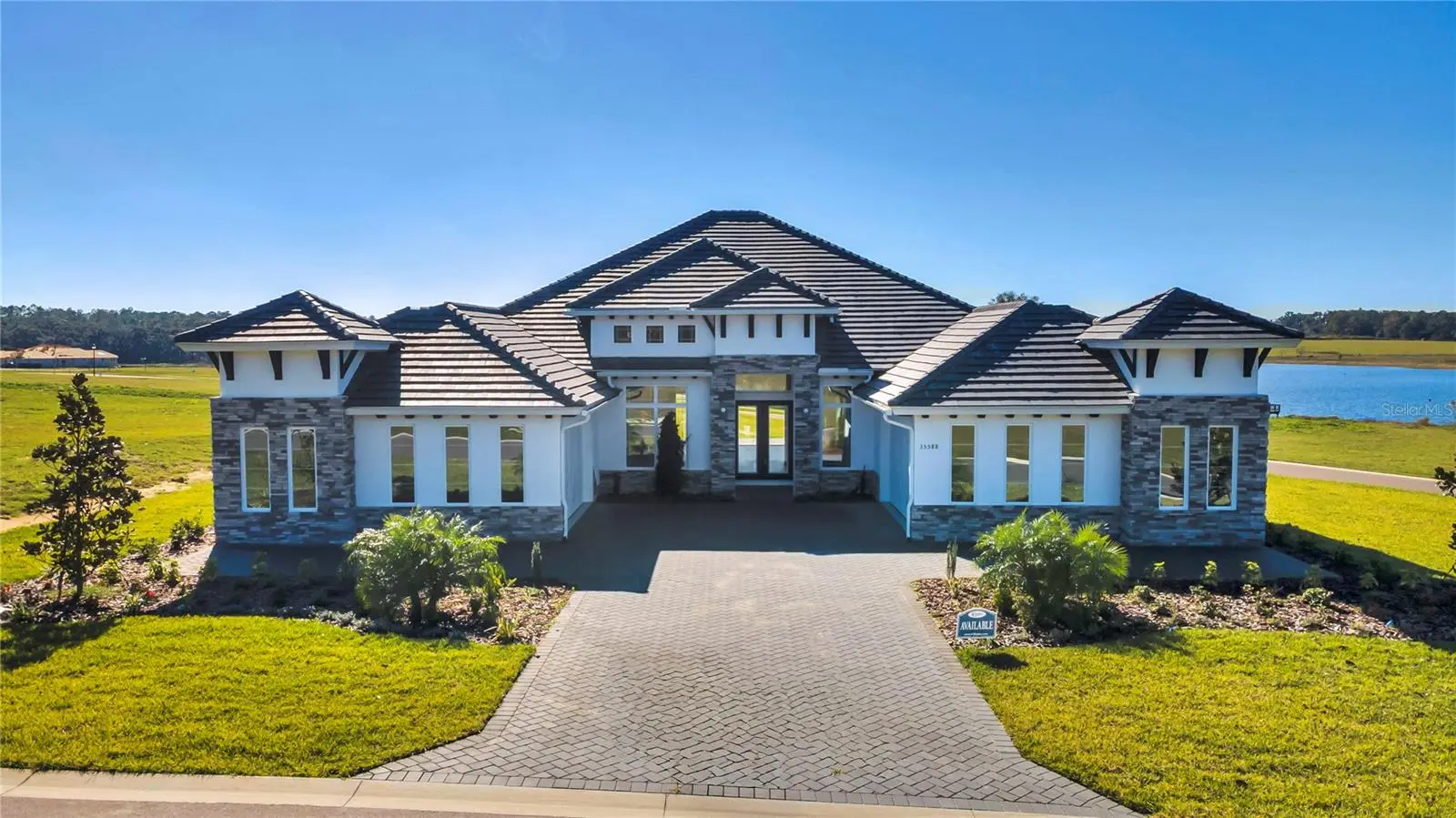35588 Farmview Road, FL