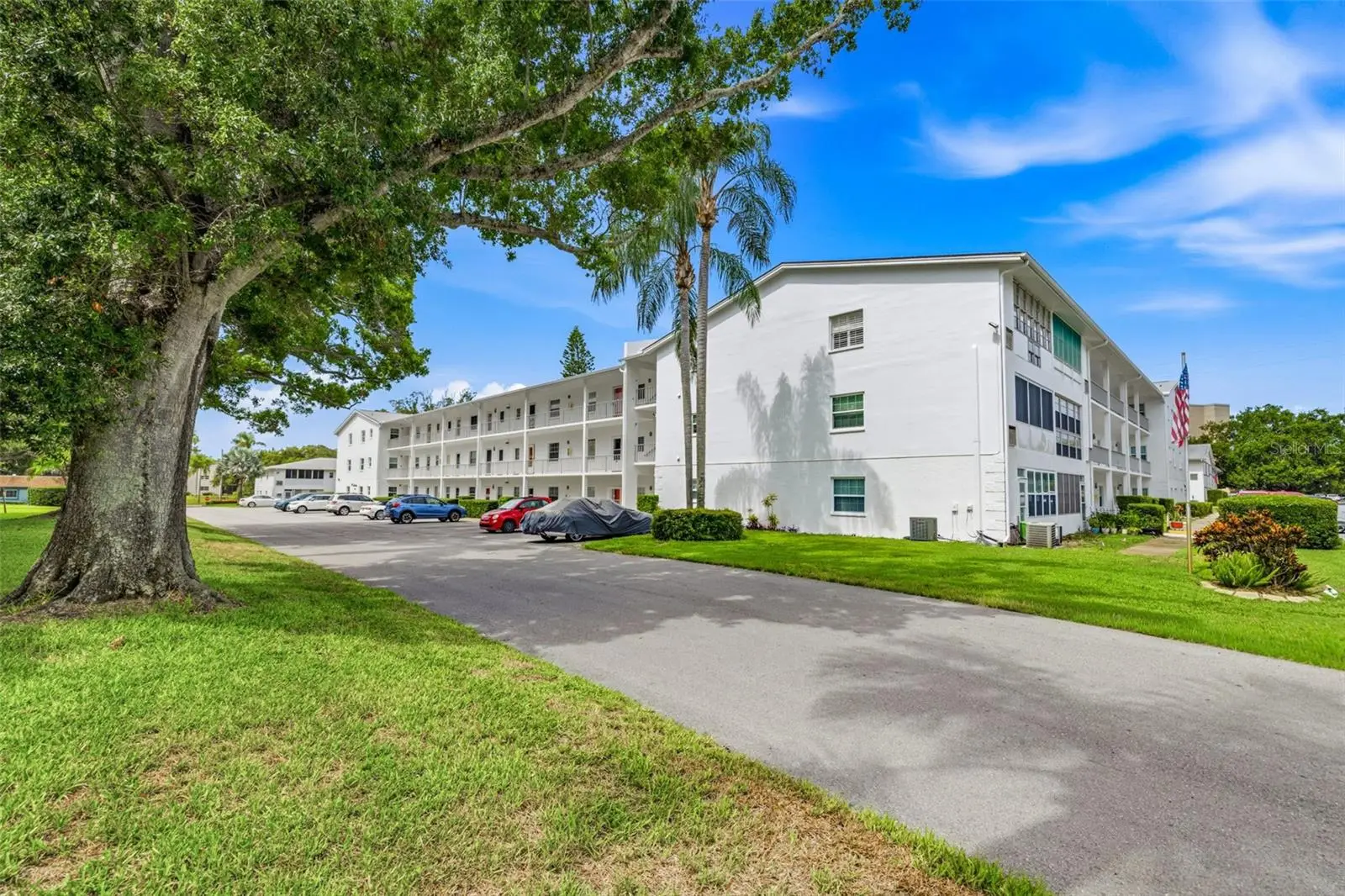 400 Glennes Lane, FL