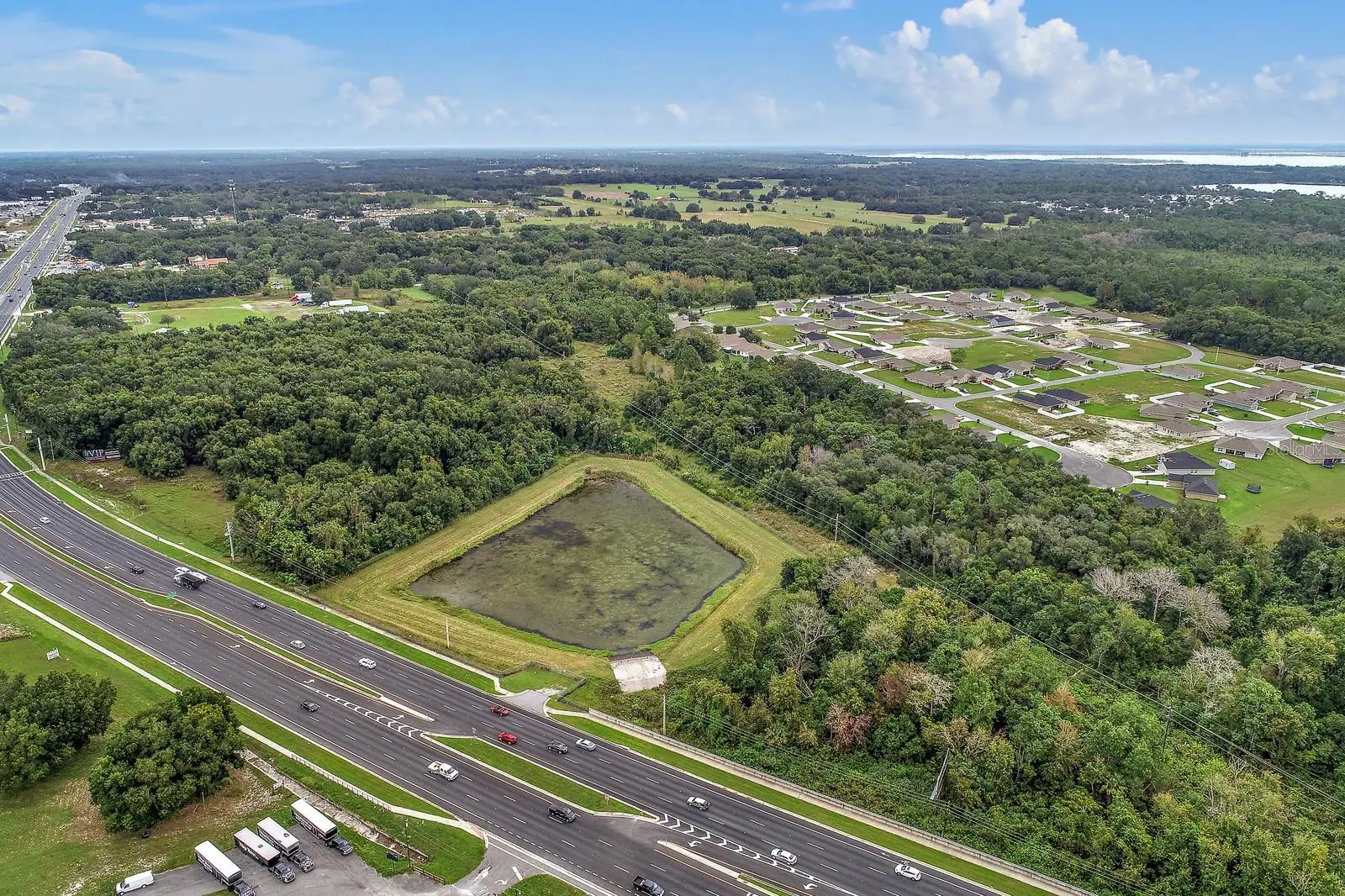2631 Us-441, FL