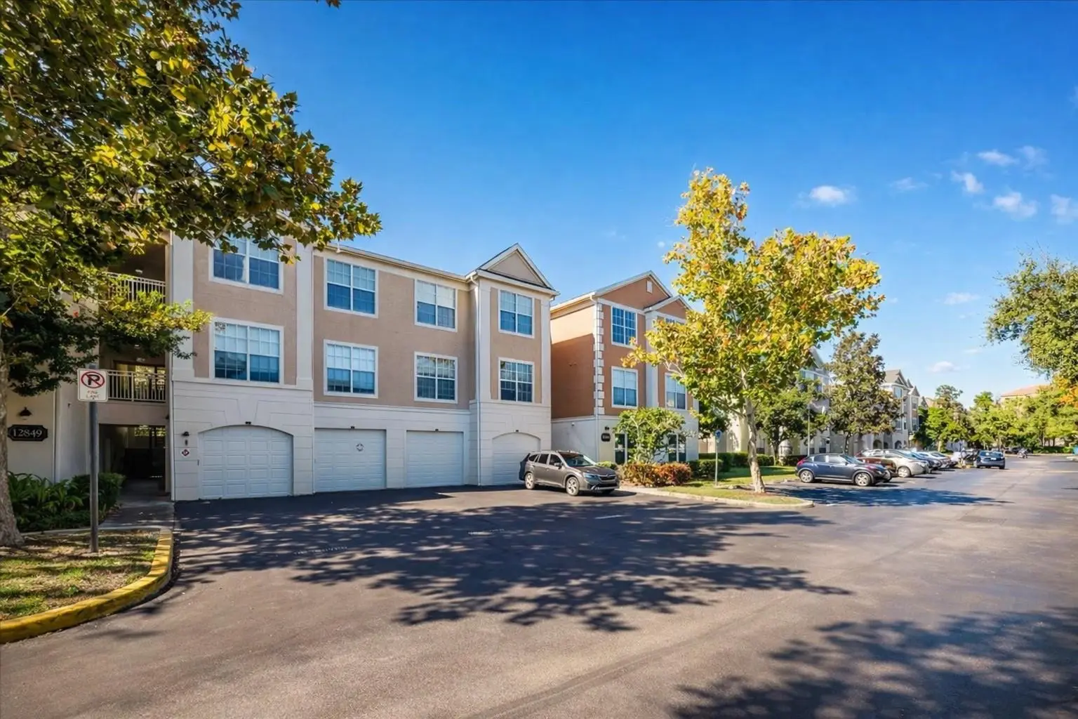 12849 Madison Pointe Circle, FL