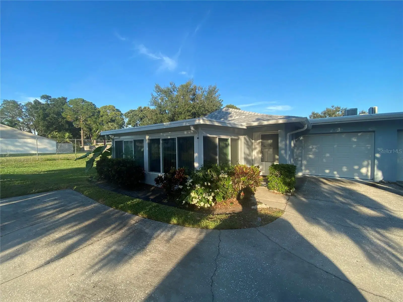 1609 Whitebridge Drive, FL