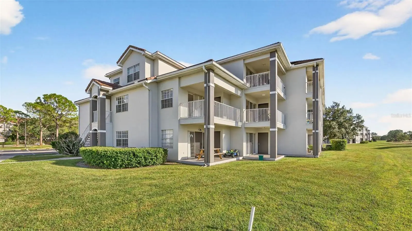 13917 Fairway Island Drive, FL