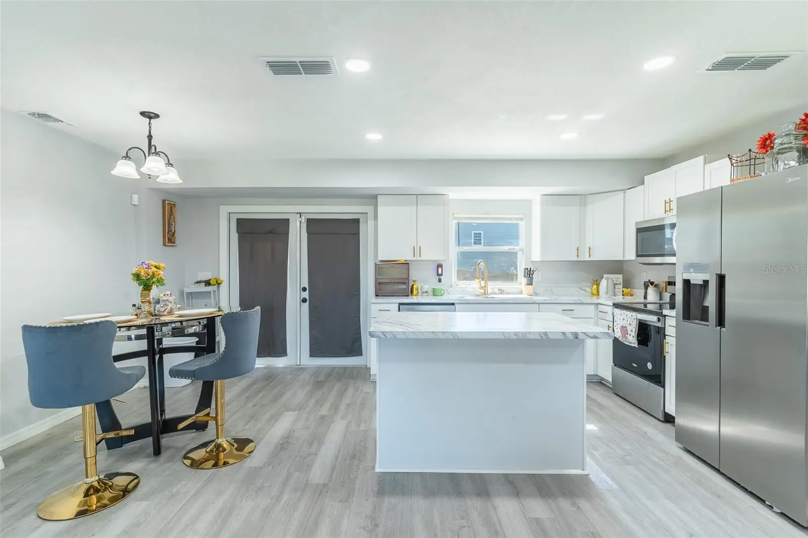 713 Greenleaf Lane, FL