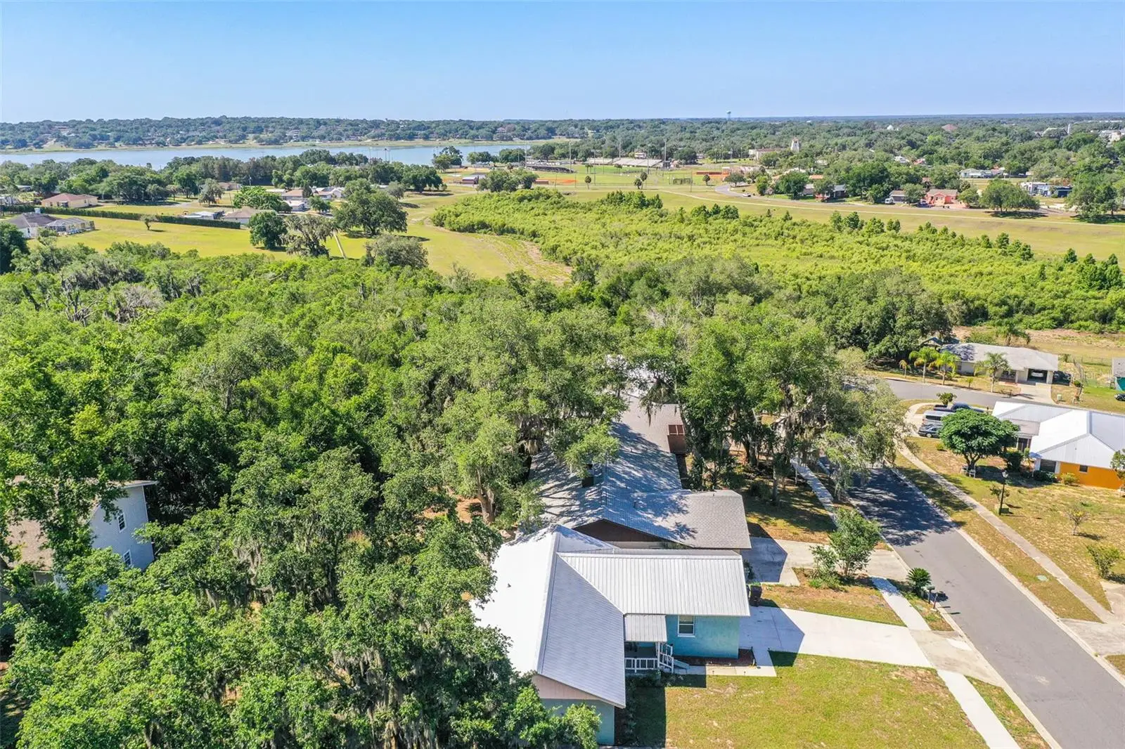 713 Greenleaf Lane, FL