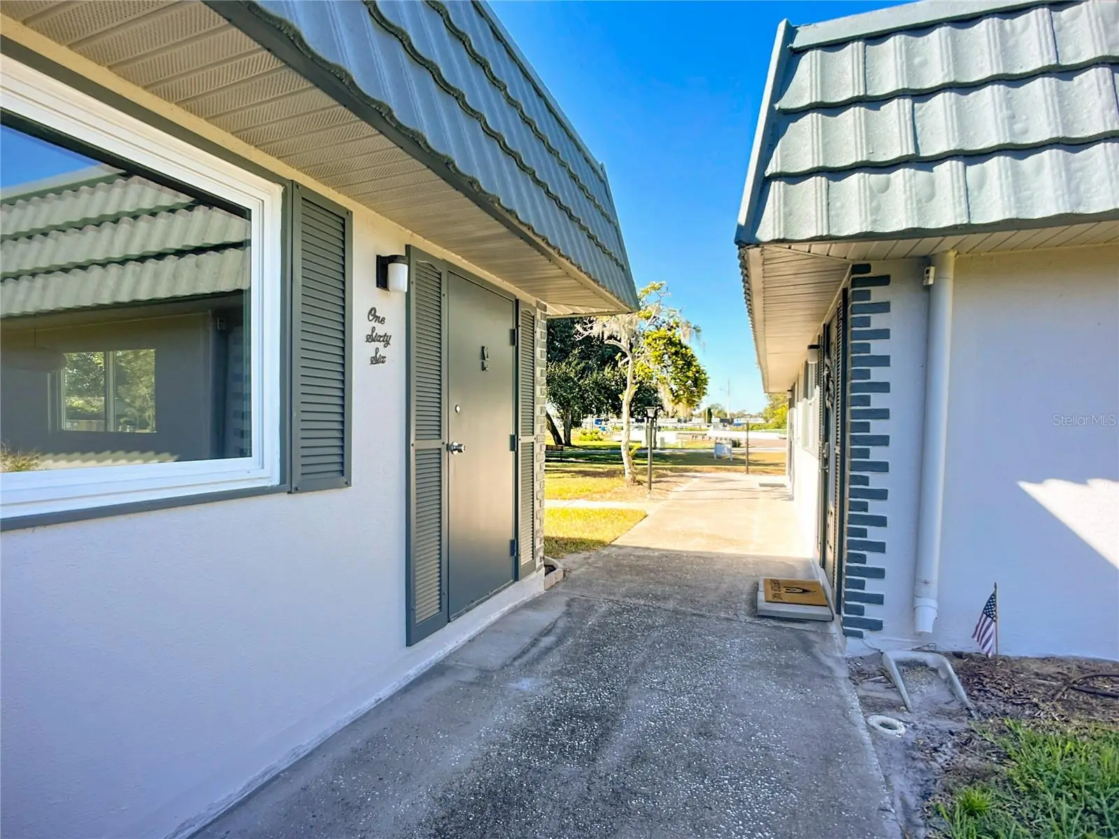 1811 Bedford Lane, FL