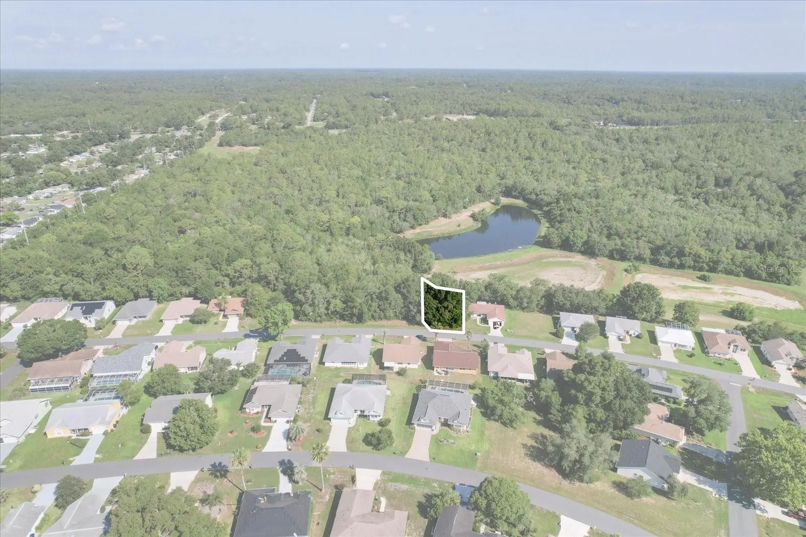 905 Colbert Court, FL