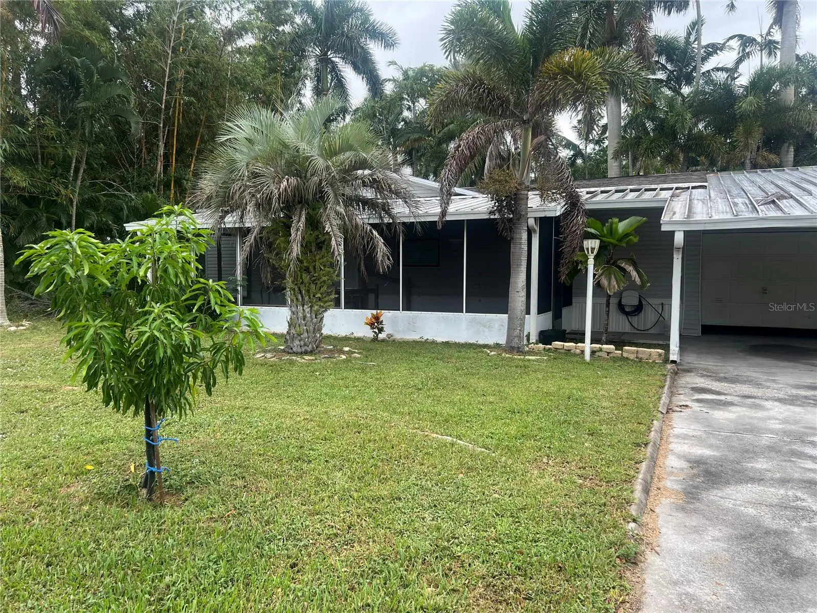 2833 18th Terrace, FL