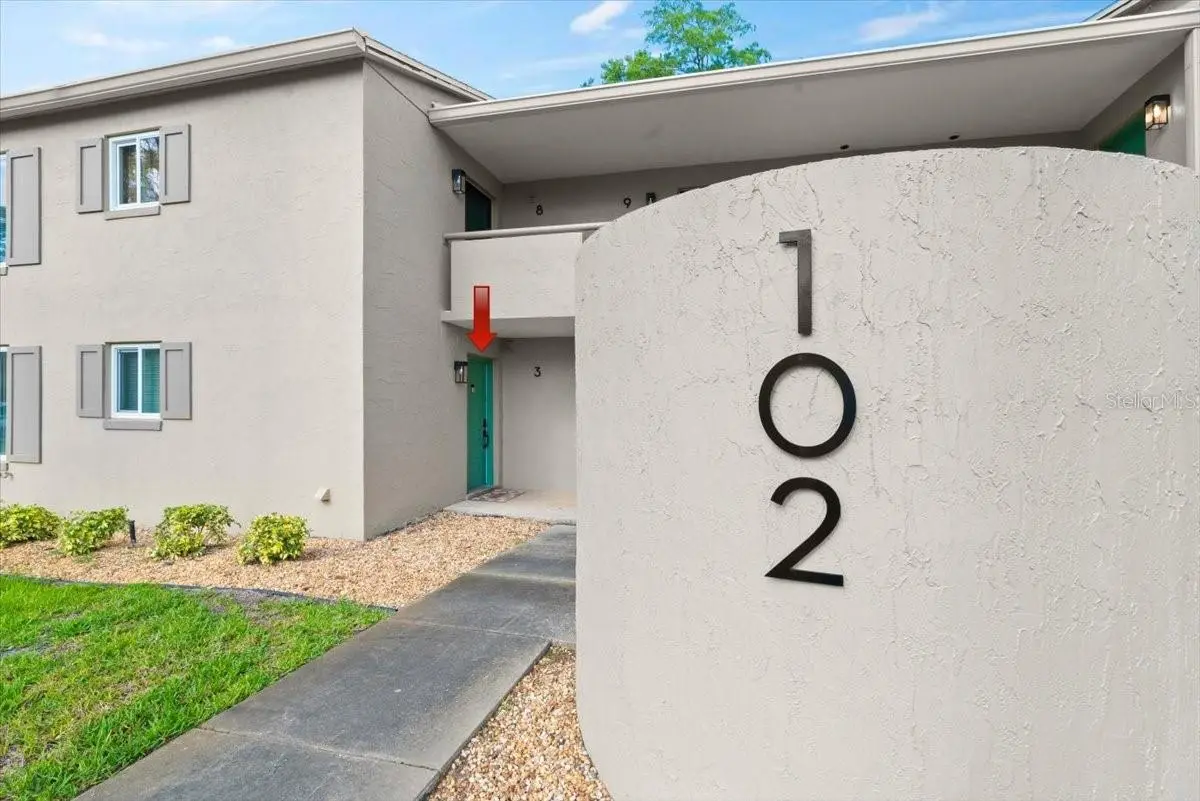 102 Bob White Court, FL