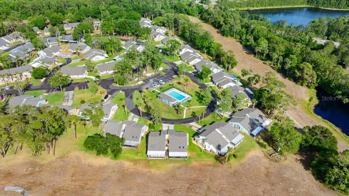 102 Bob White Court, FL
