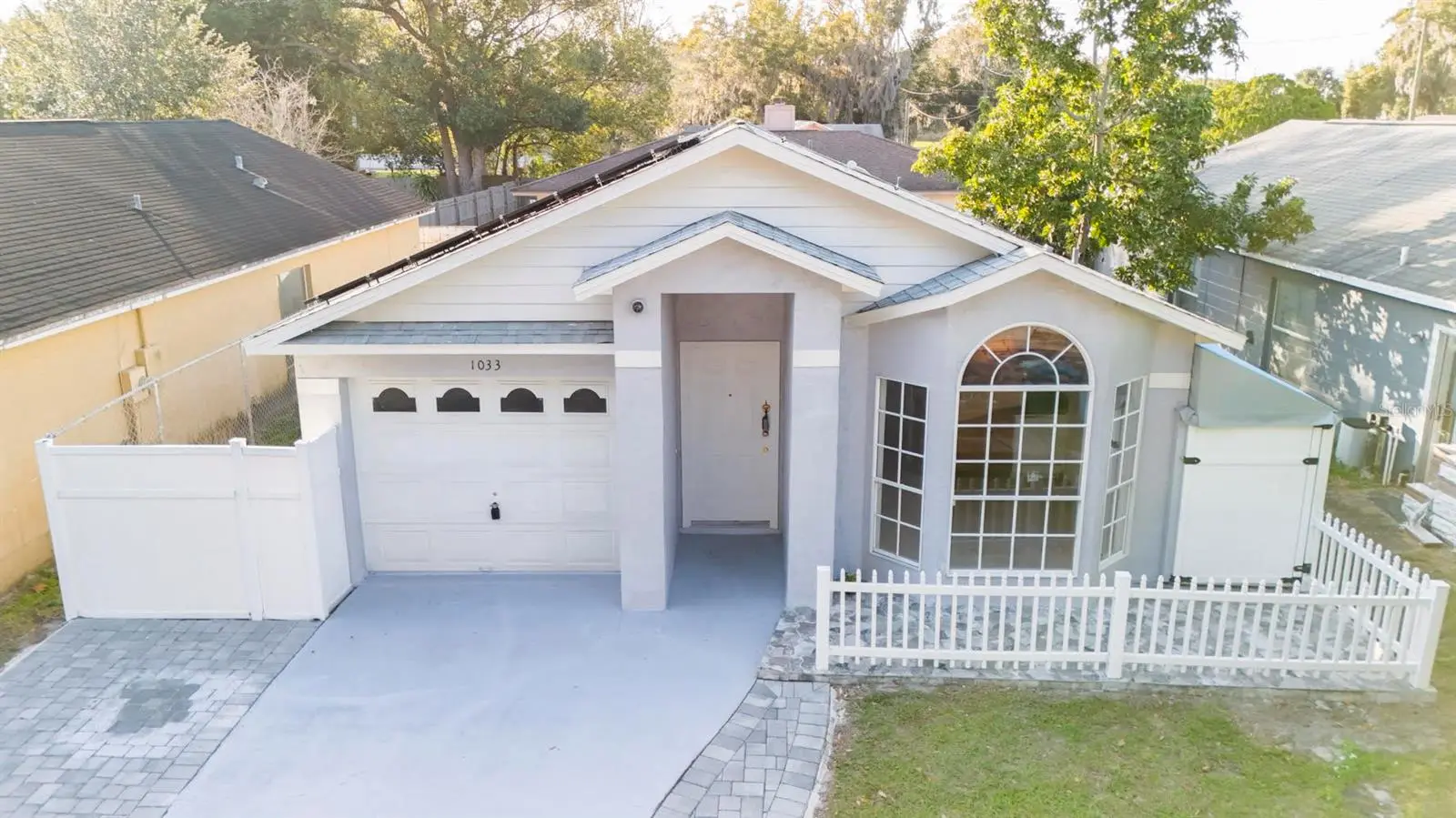 1033 Hamlet Drive, FL