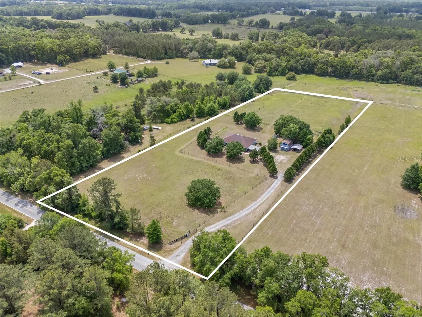 29104 County Road 1491, FL