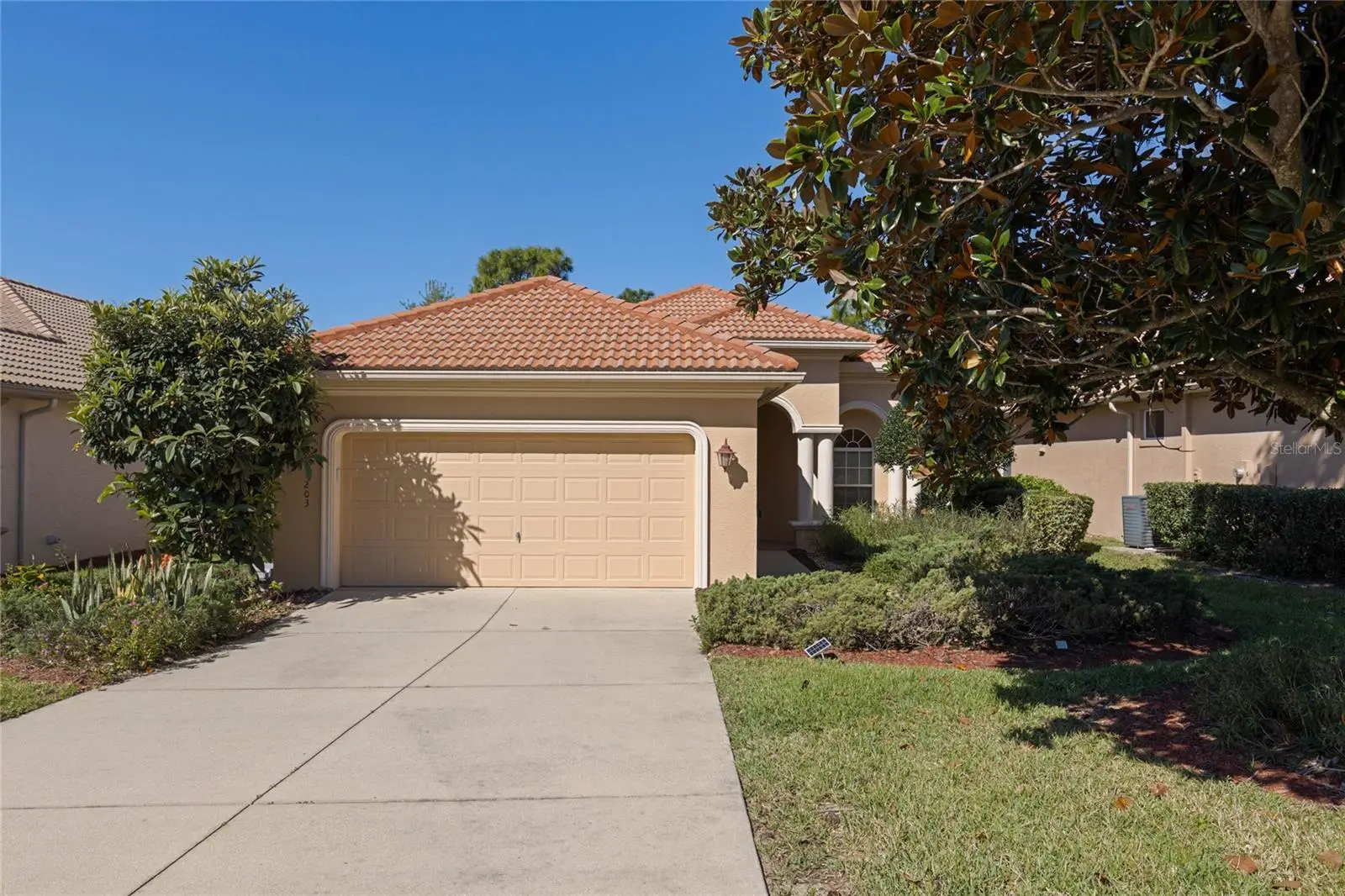 1203 Diamond Shore Loop, FL