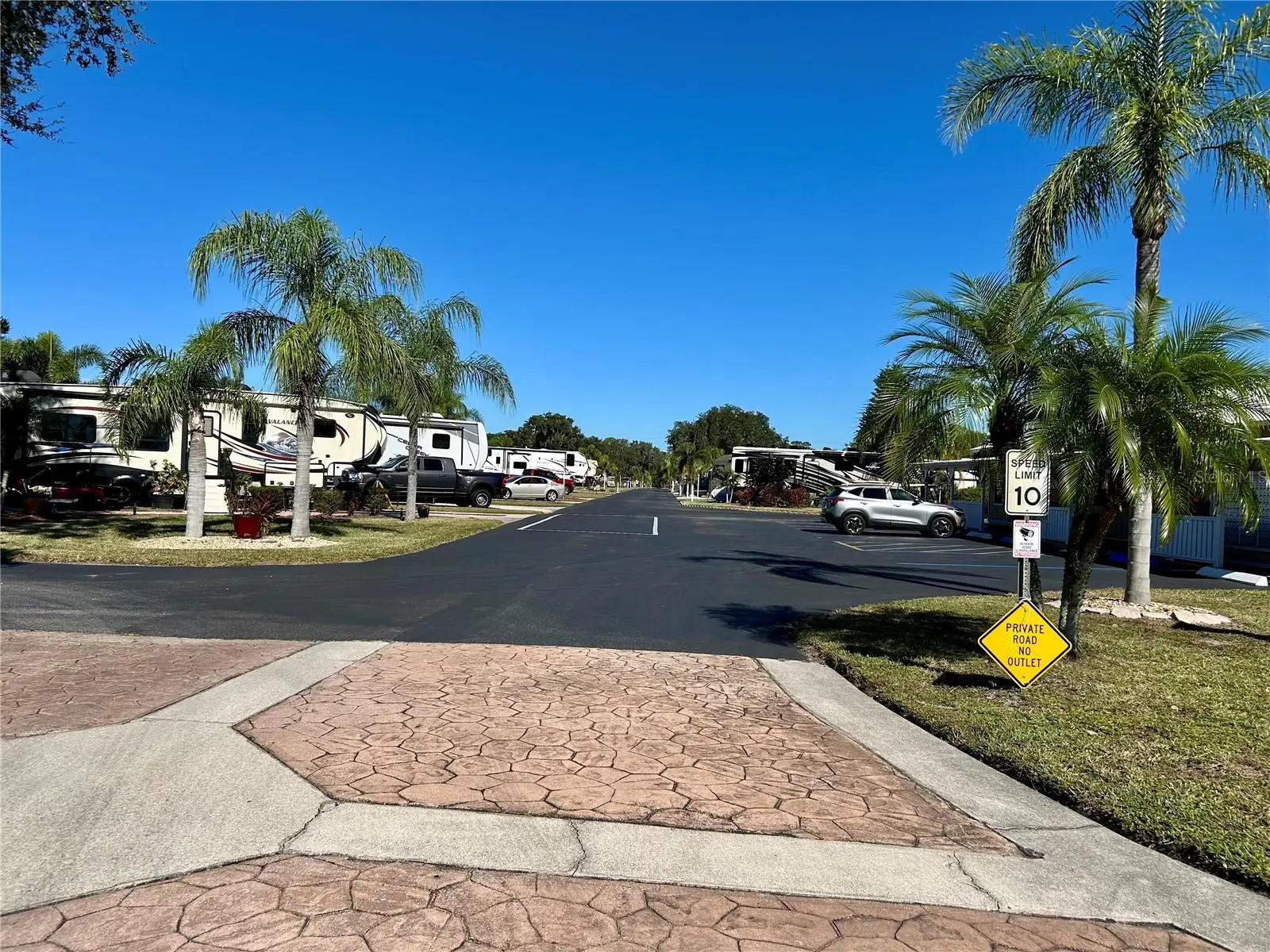 2920 Fairway Drive, FL
