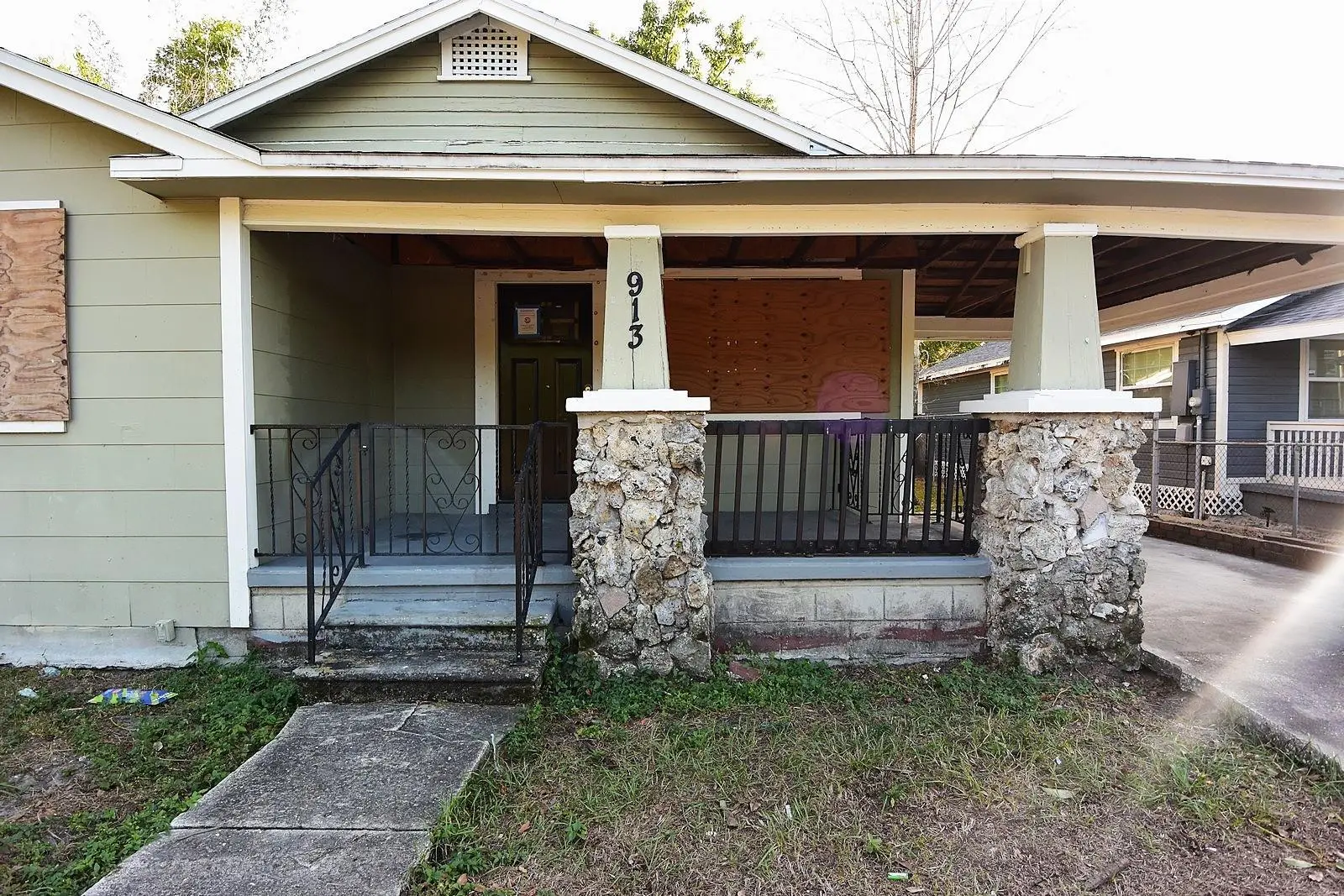 913 28th Avenue, FL