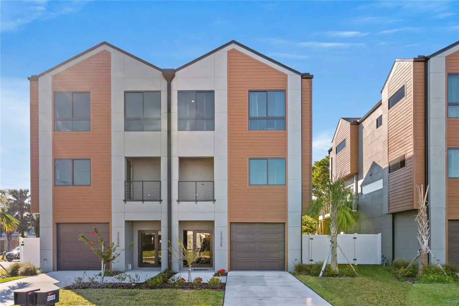 2200 Bay Boulevard, FL