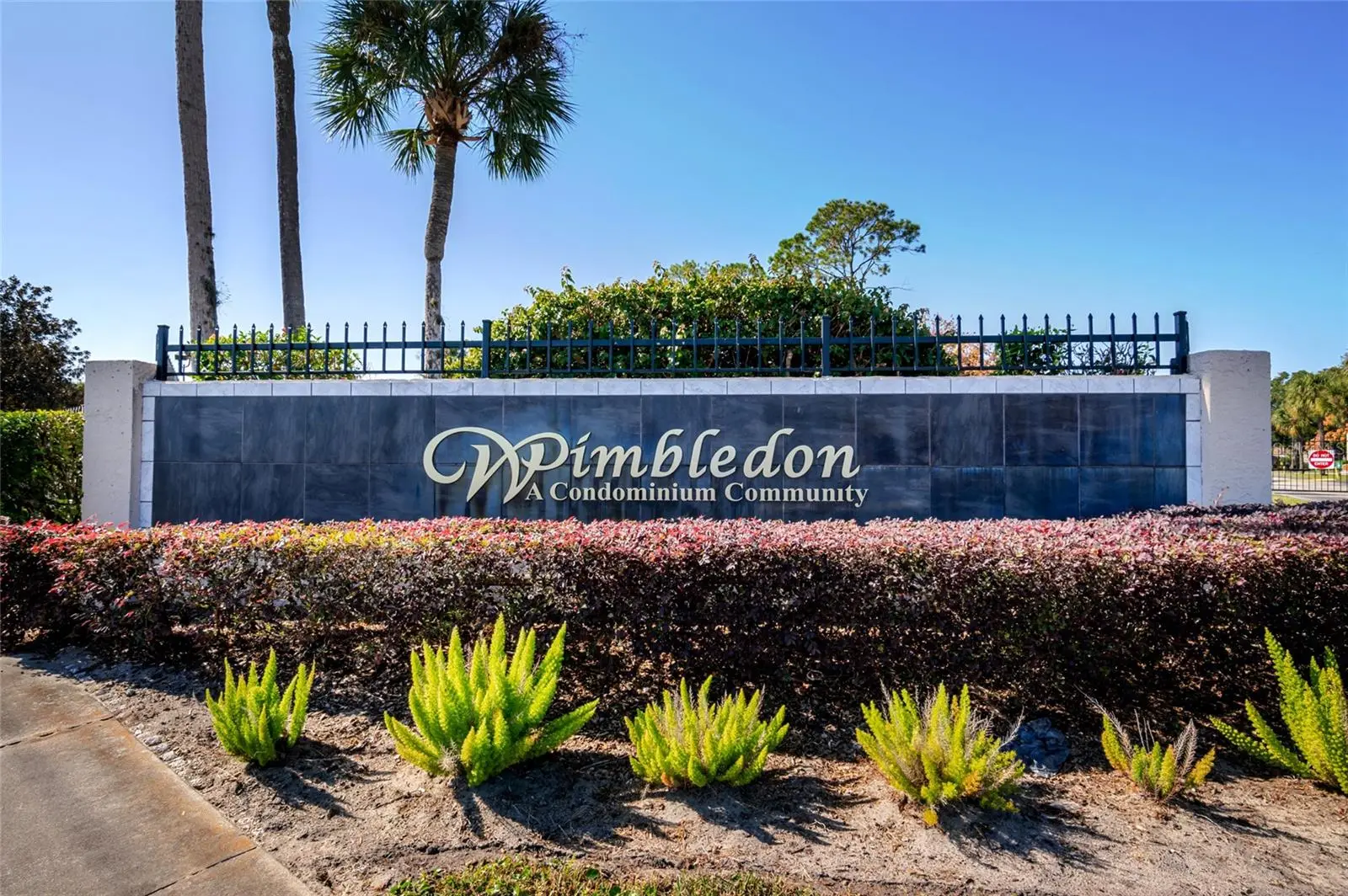 3236 Semoran Boulevard, FL