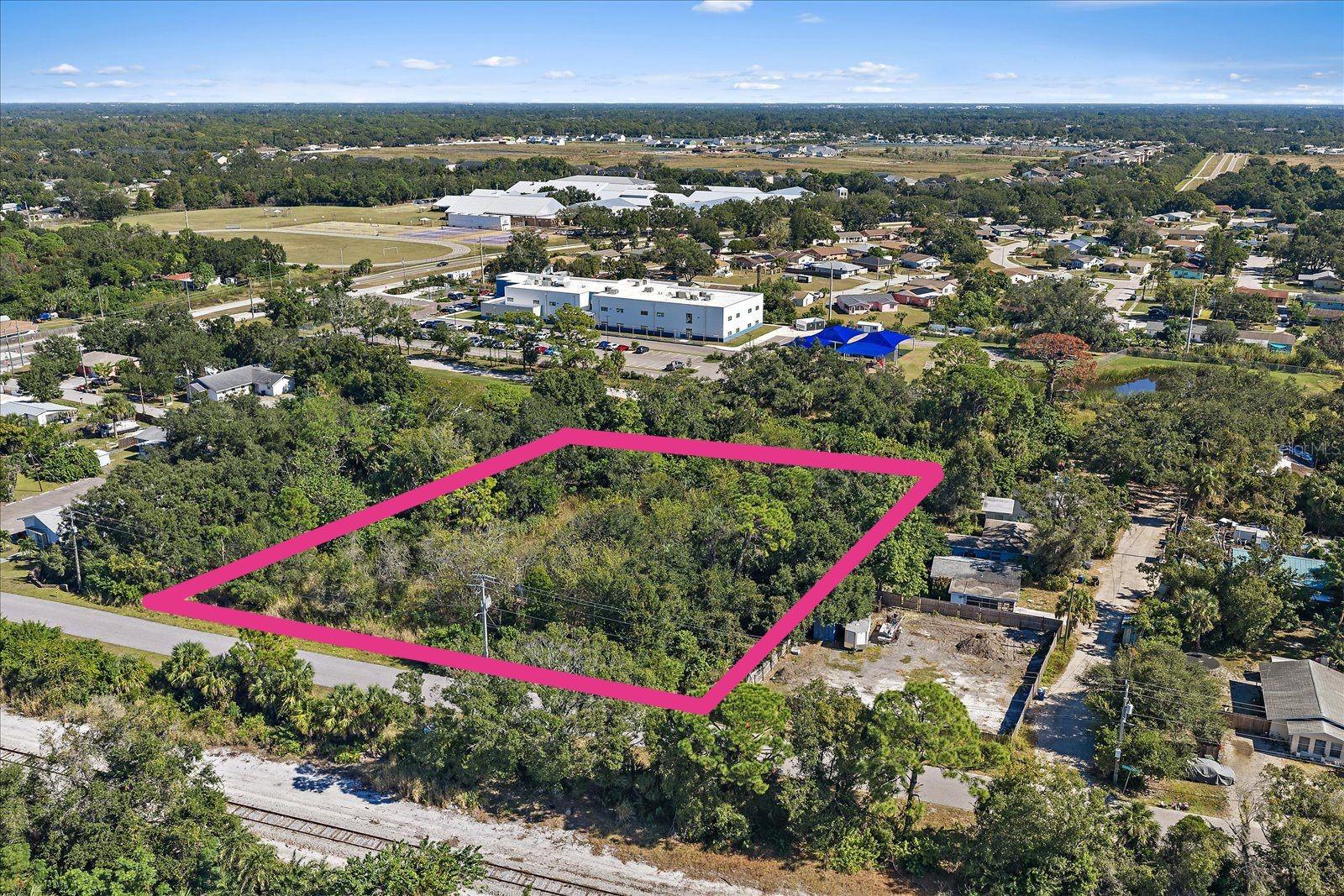 Leonard Reid Avenue, FL