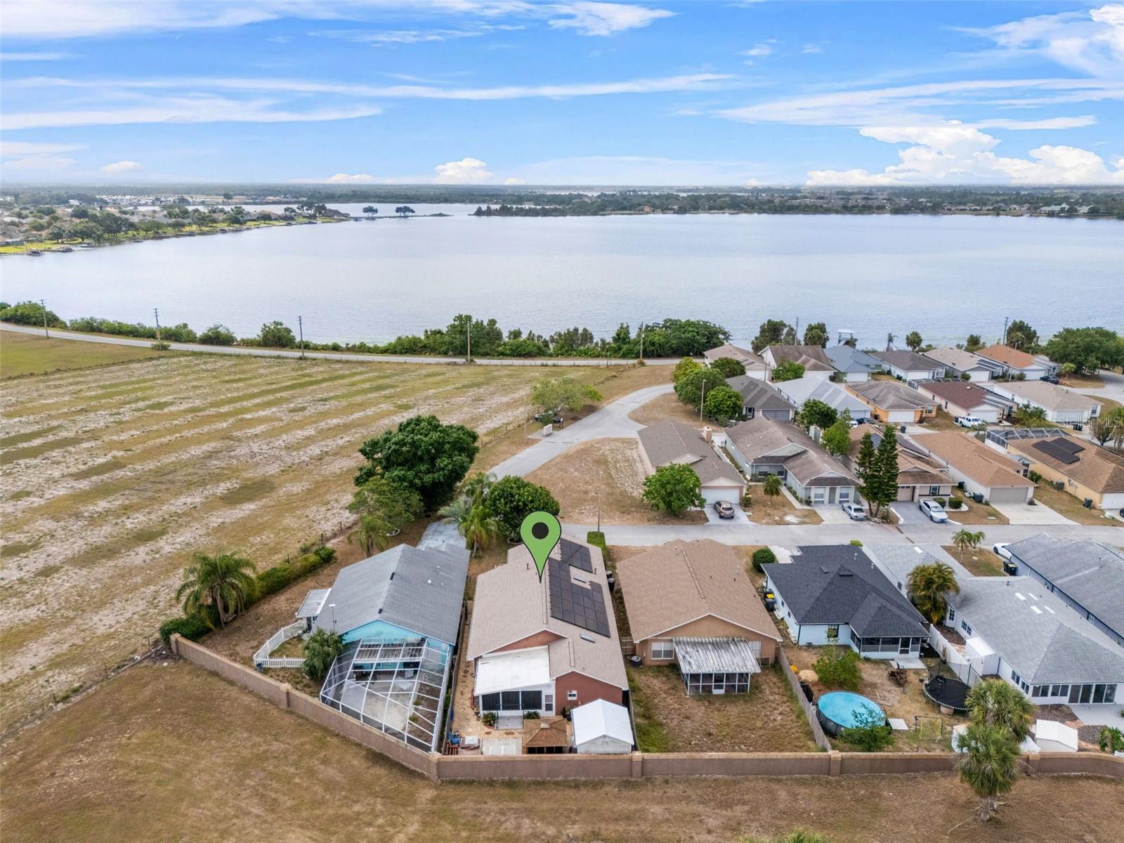 511 Marcia Loop, FL