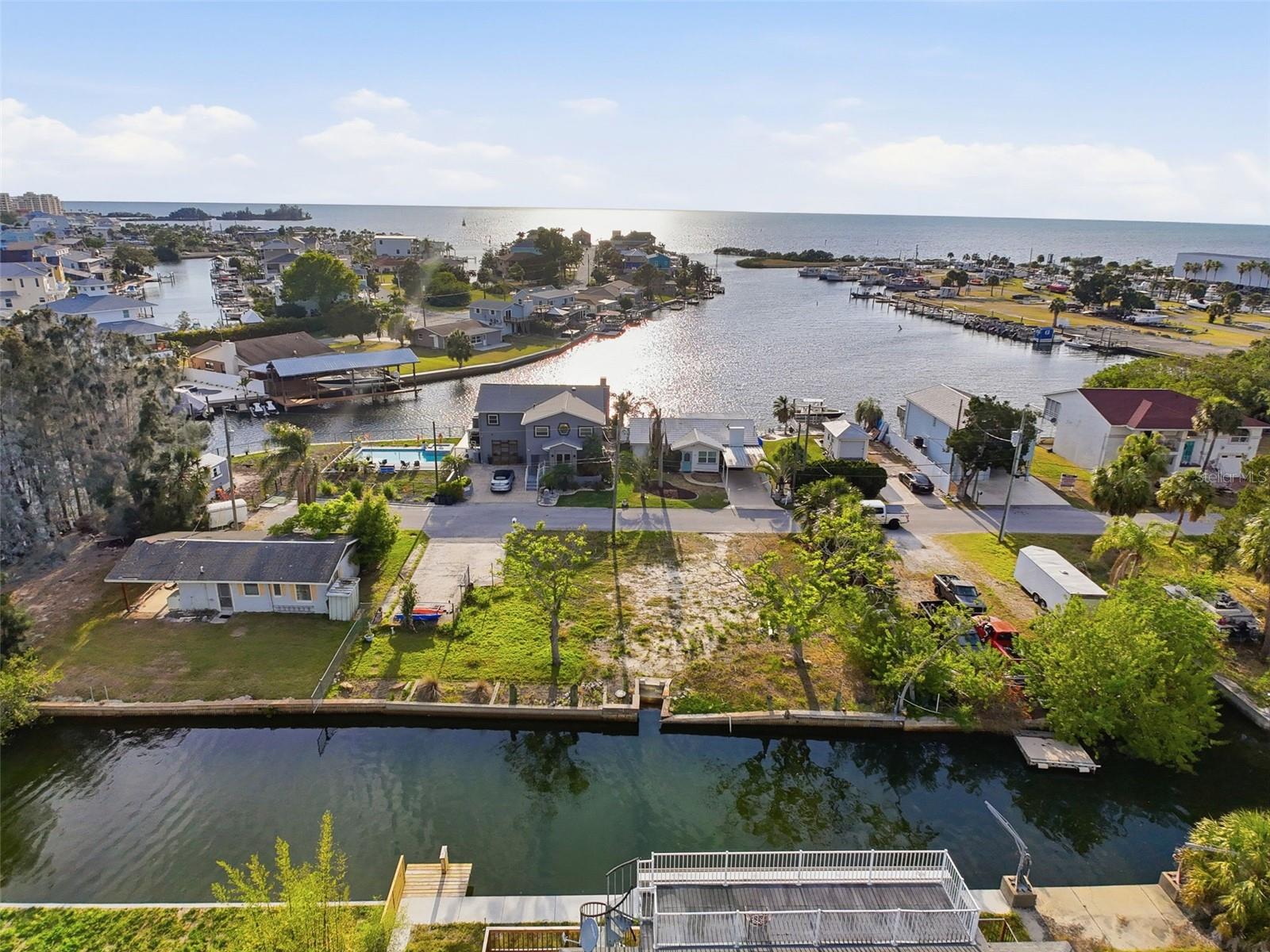 14206 Hendry Court, FL