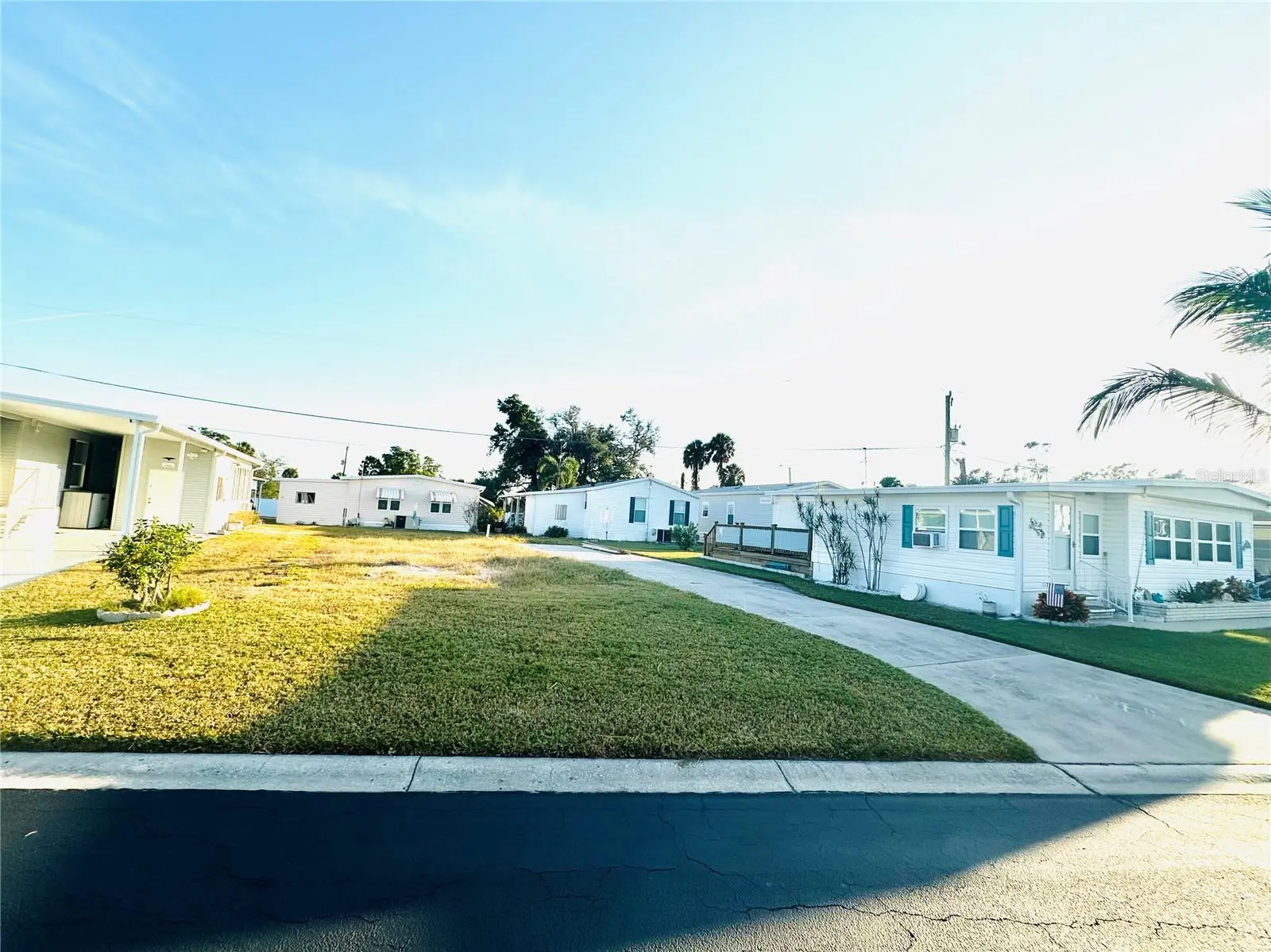 522 Centre Street, FL