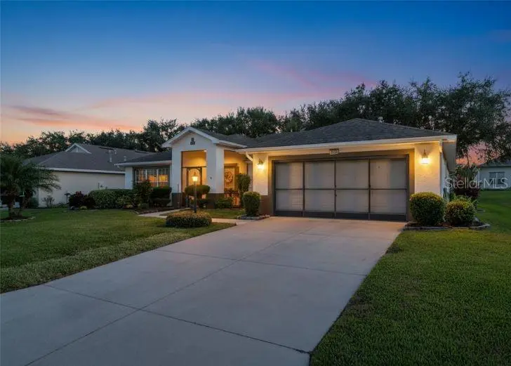 5304 Fantasy Way, FL