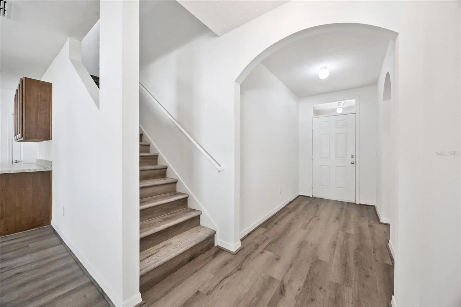 103 Cinnamon Oak Drive, FL
