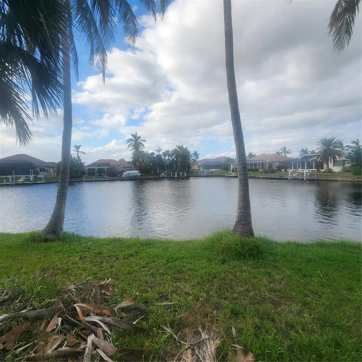 3907 Madrid Court, FL