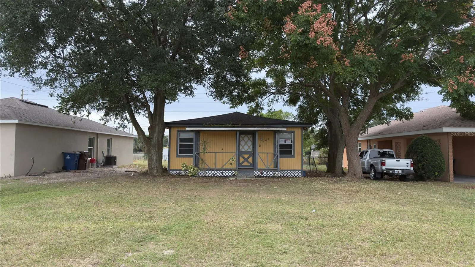 603 Dr J A Wiltshire Avenue, FL