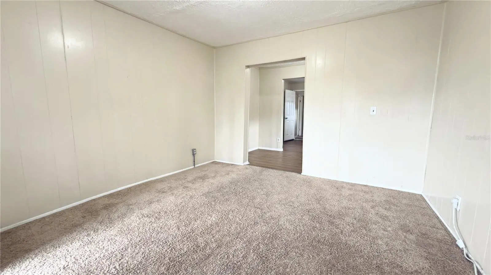603 Dr J A Wiltshire Avenue, FL