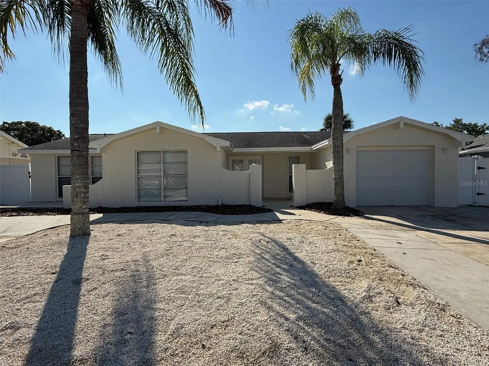 6104 Seabreeze Drive, FL