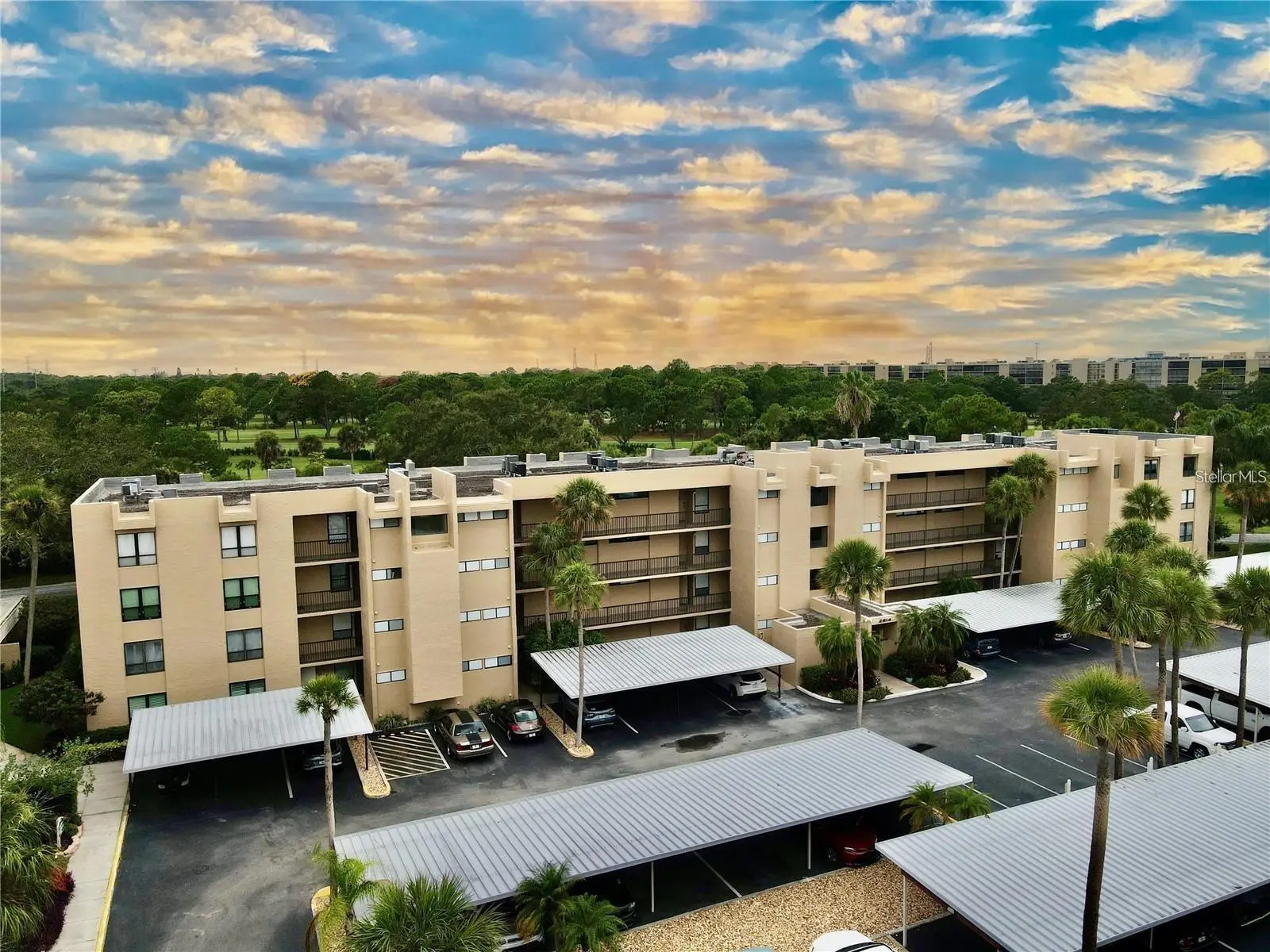 2614 Cove Cay Dr #104