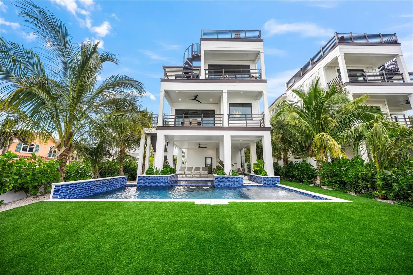 116 8th Street, FL