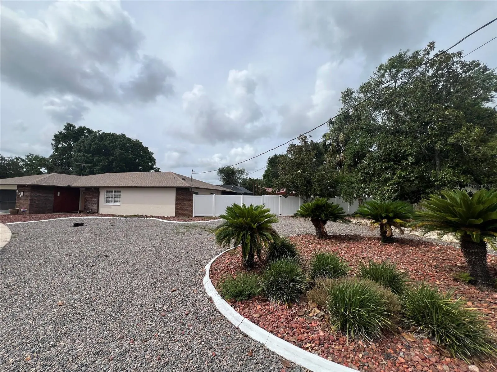 8123 River Country Drive, FL