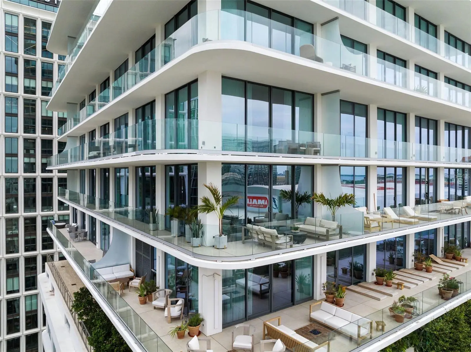 1000 Water Street, FL