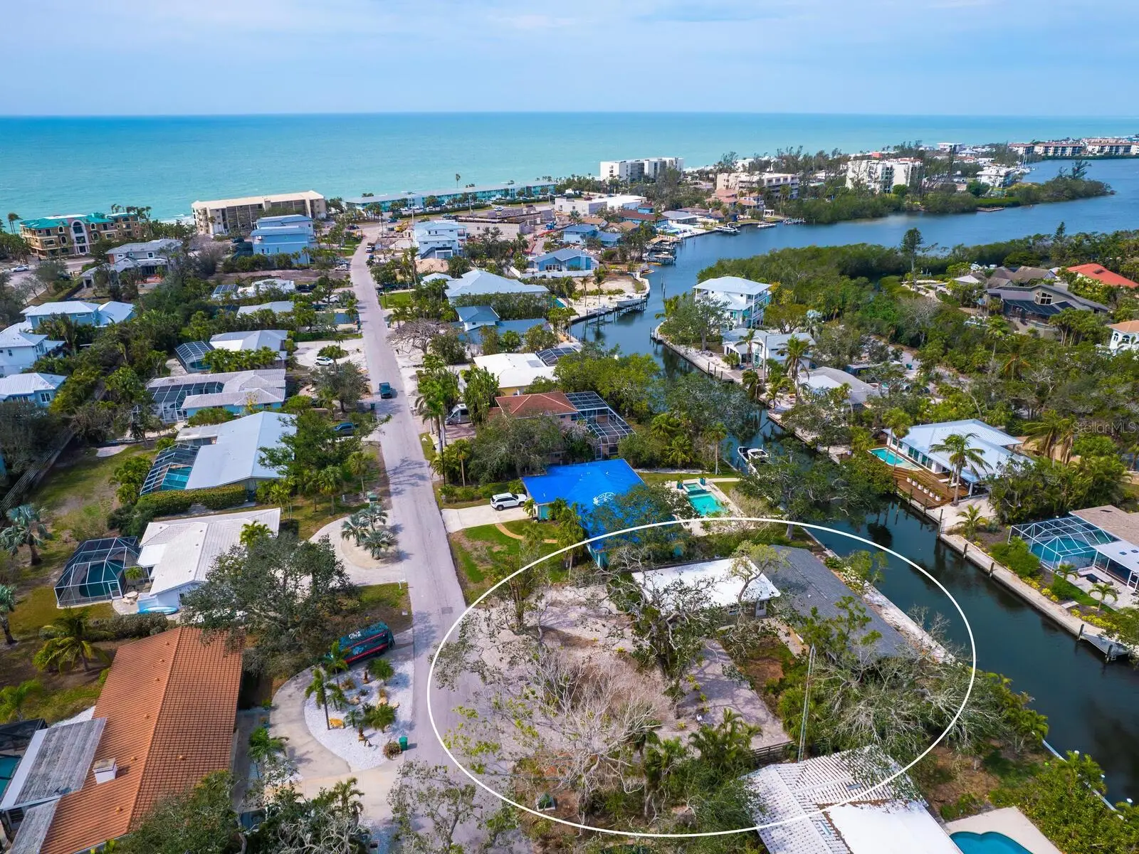 615 Buttonwood Drive, FL