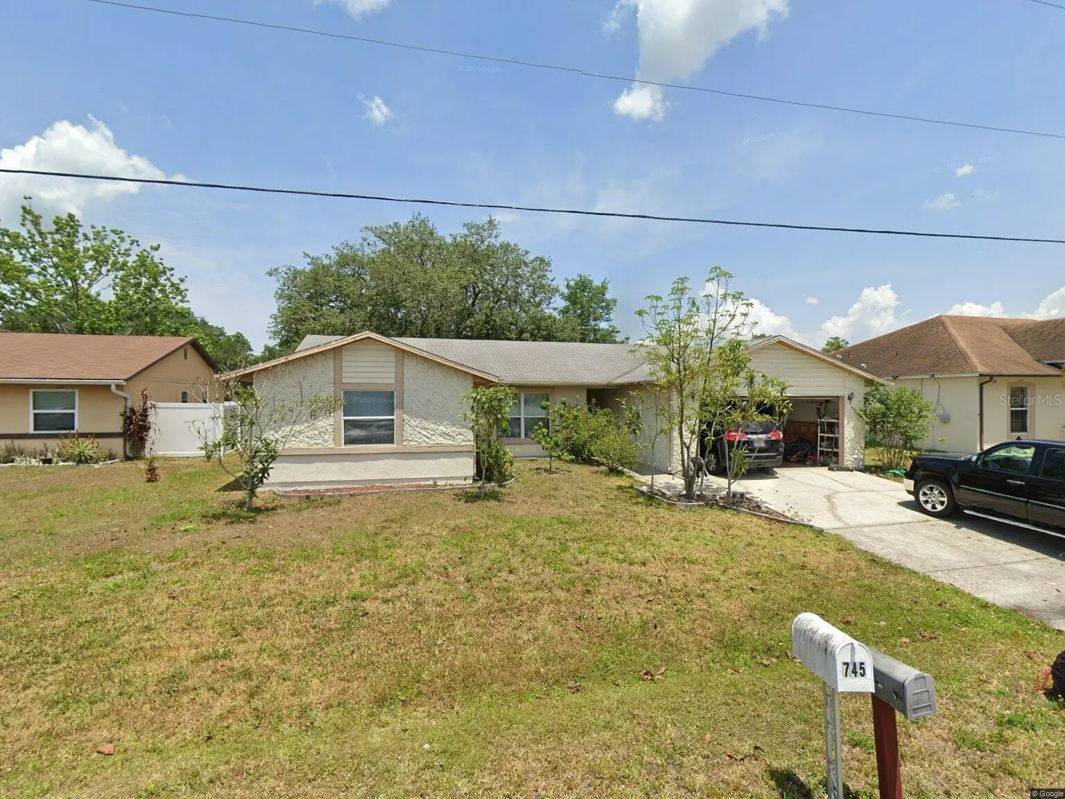 746 Maderia Court, FL