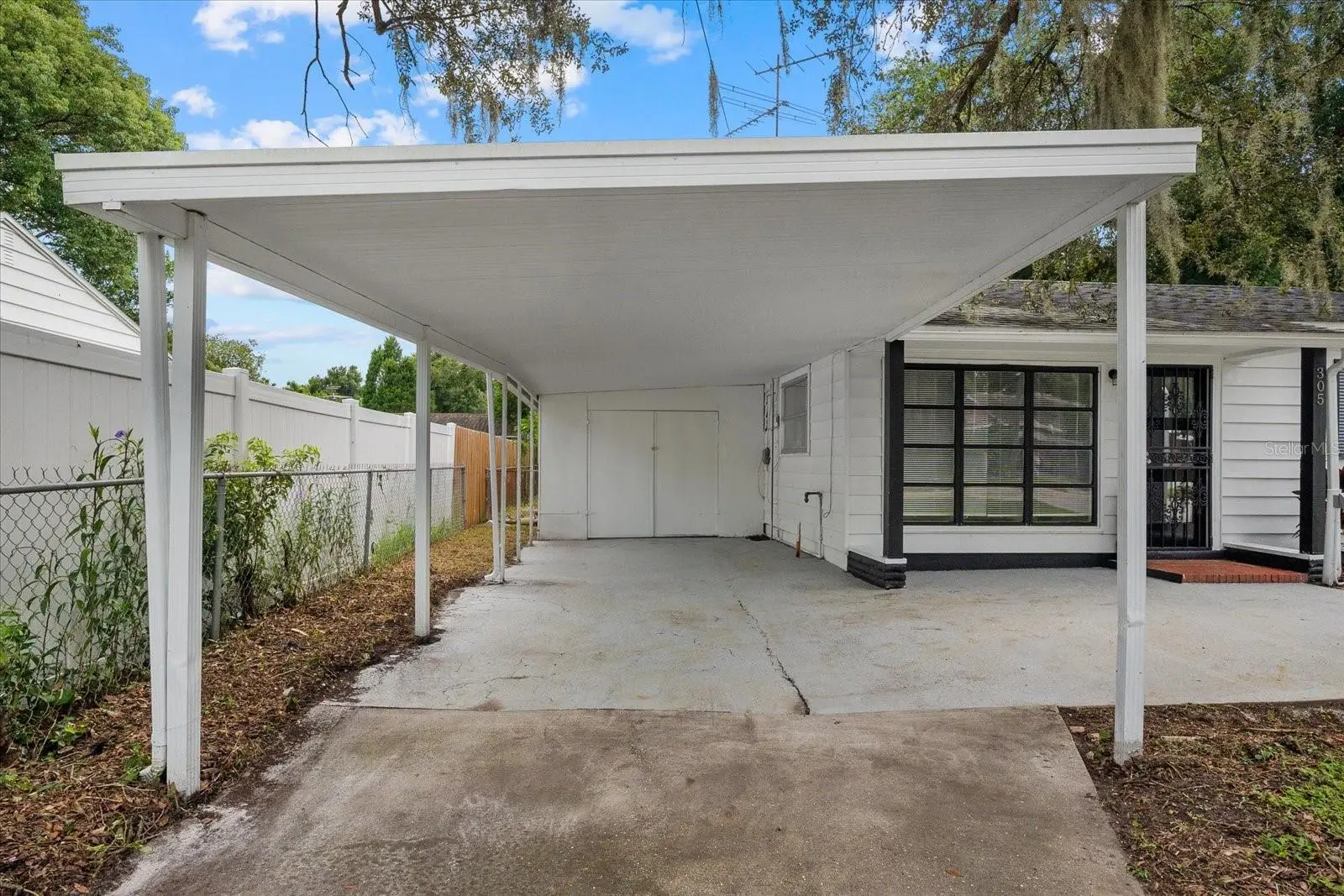 305 Bougainvillea Avenue, FL
