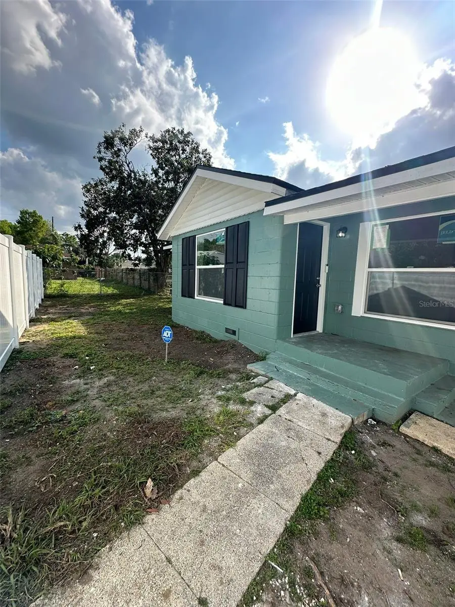 2015 1/2 Laurel Street, FL